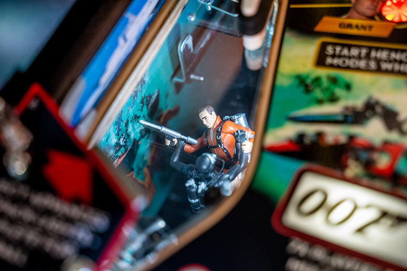 James Bond 007 LE Pinball Machine - Underwater Battle